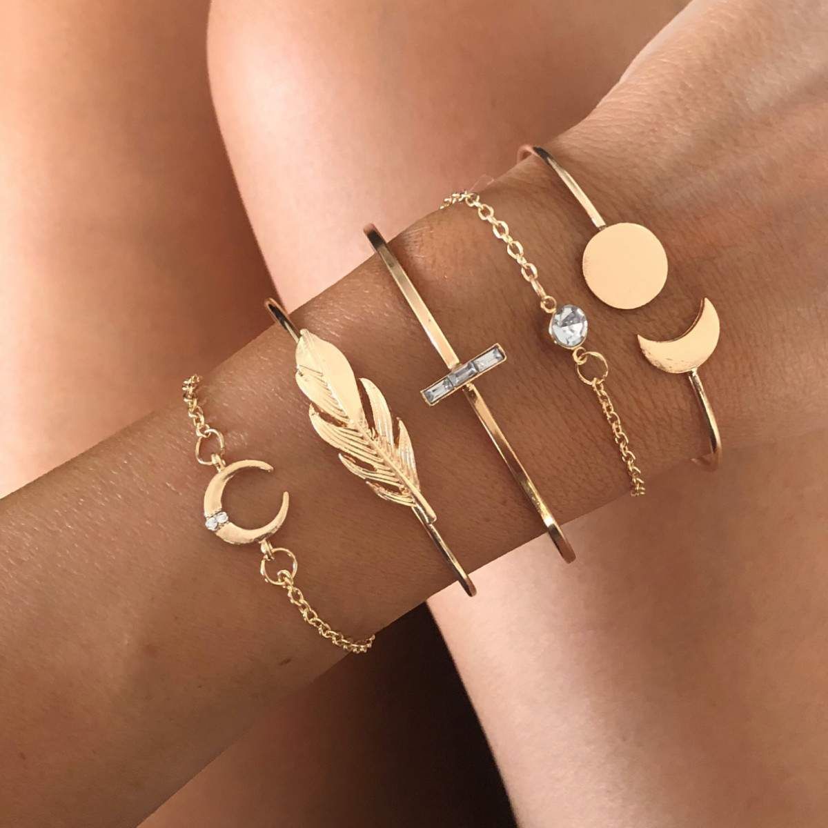 Bracelets femme – Élégance et finesse à votre poignet | HypeBox