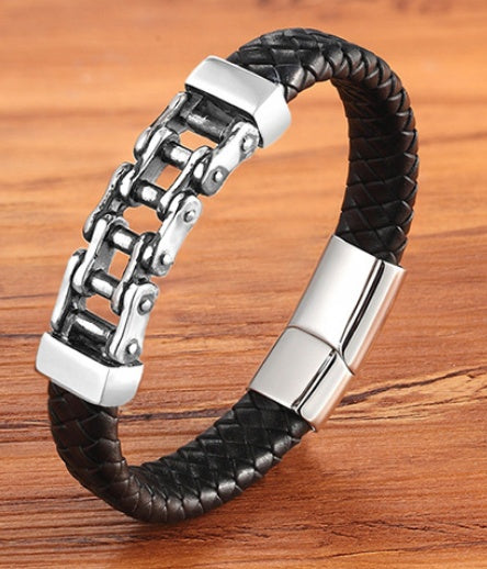 Braided Bracelet – Le Cuir & l’Acier, Noués pour l’Éternité
