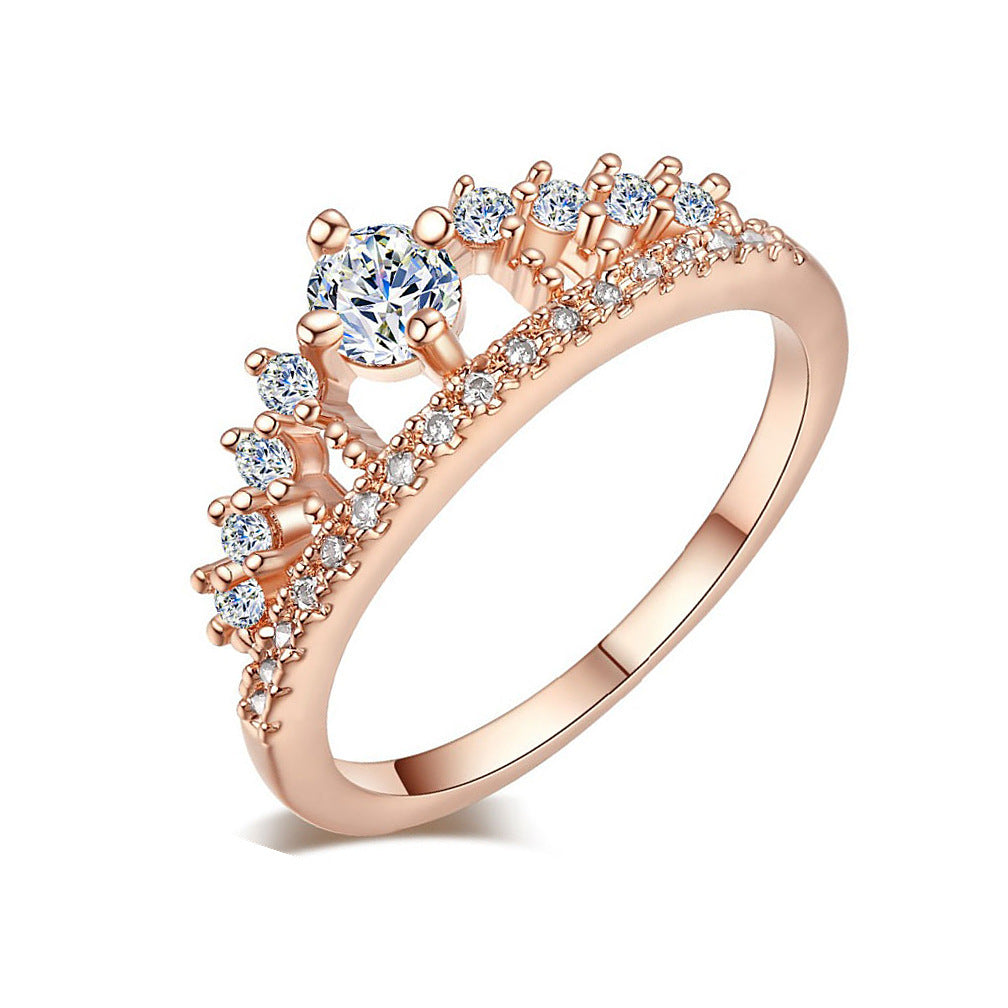 Anillo de corona microengastada: elegancia real a tu alcance