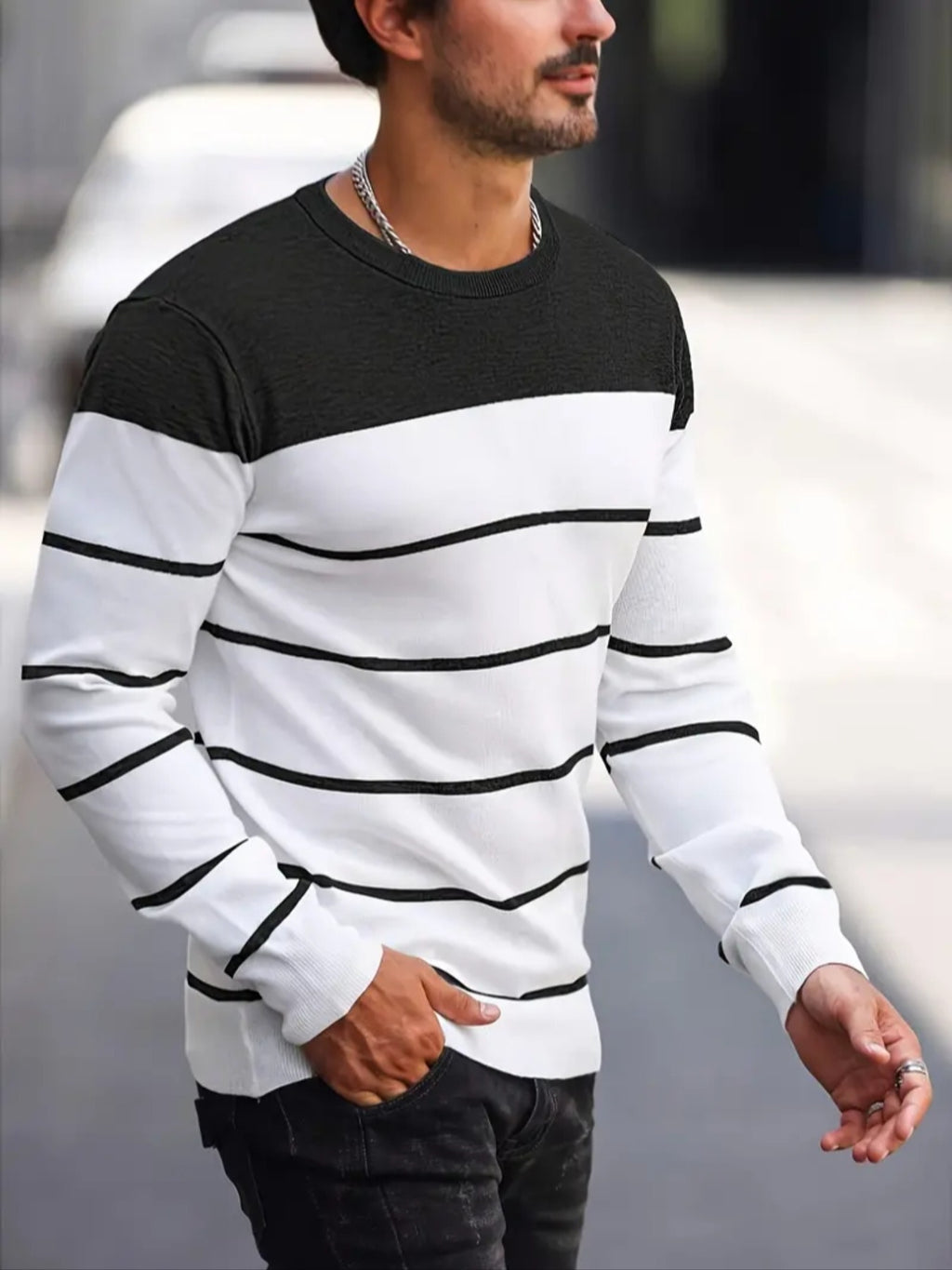 GraphikLine – Le Pull Rayé Qui Frappe Fort