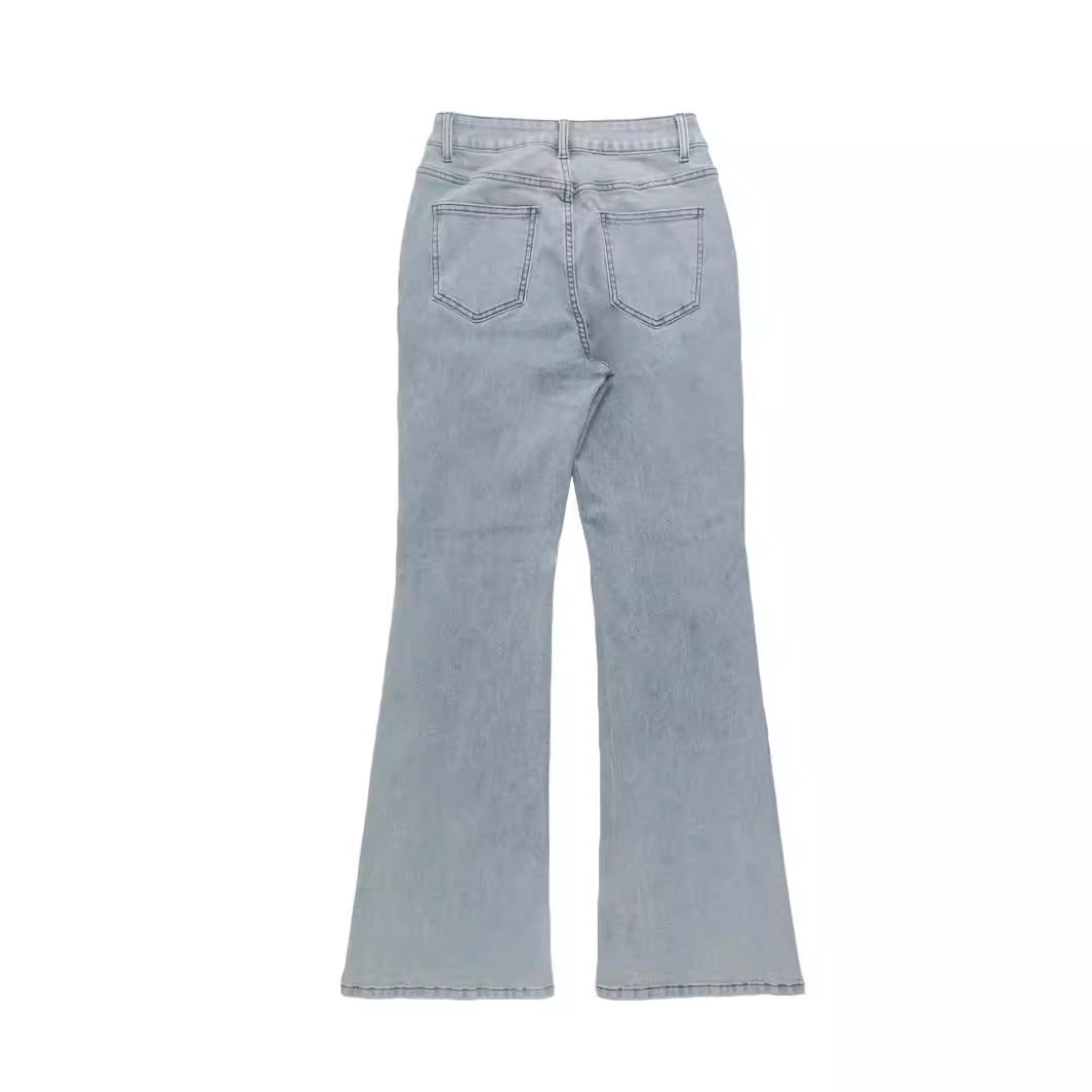 Waist Flared – Le Jean Évasé qui Fait Toute la Différence