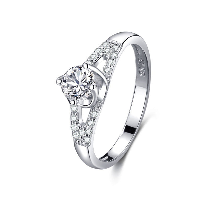 "Silver Classic" Ring – Timeless Elegance