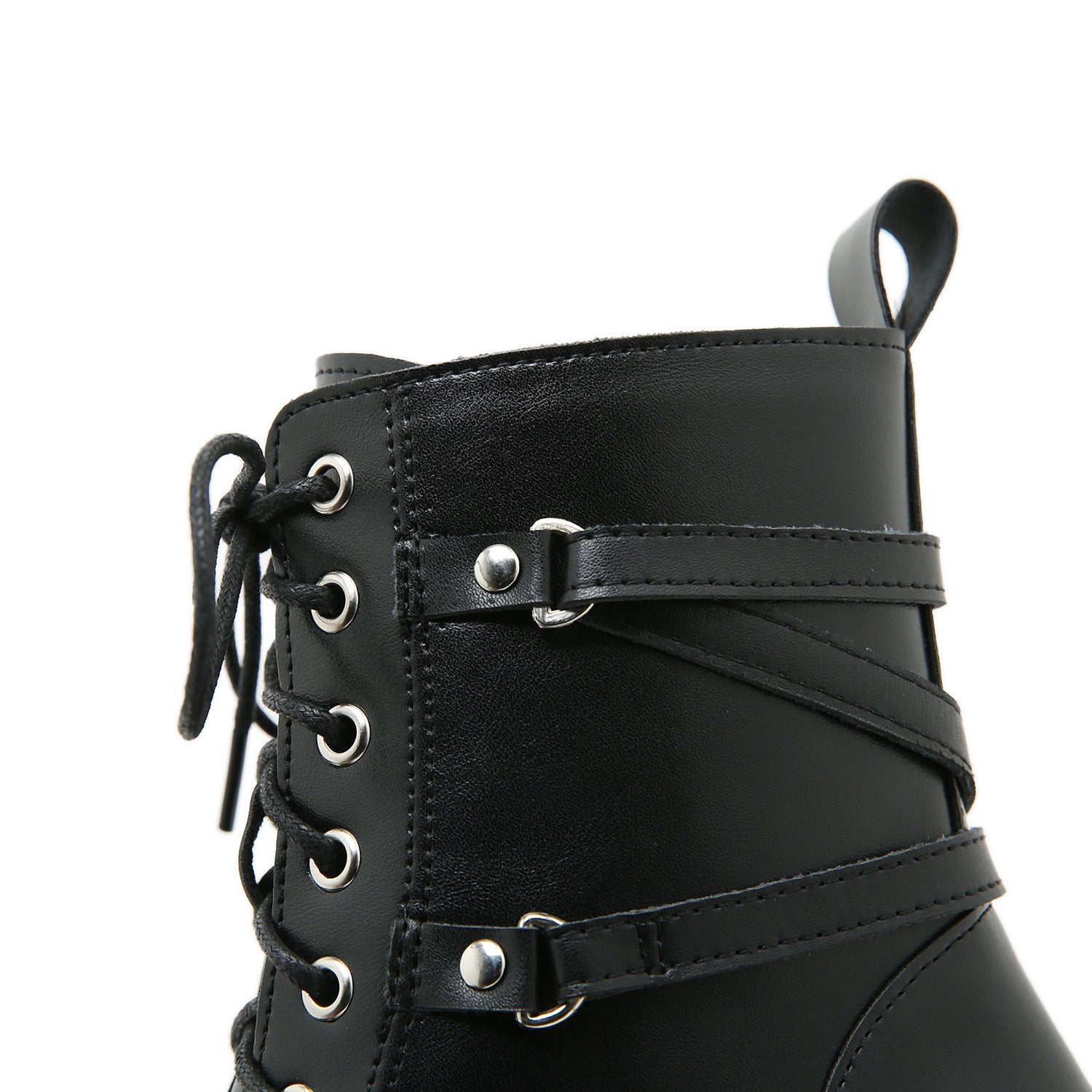 Cabeza con cordones