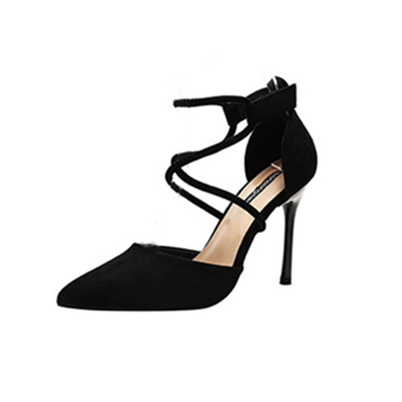 Cross Lace-up – Sexy, Elegant &amp; Determined